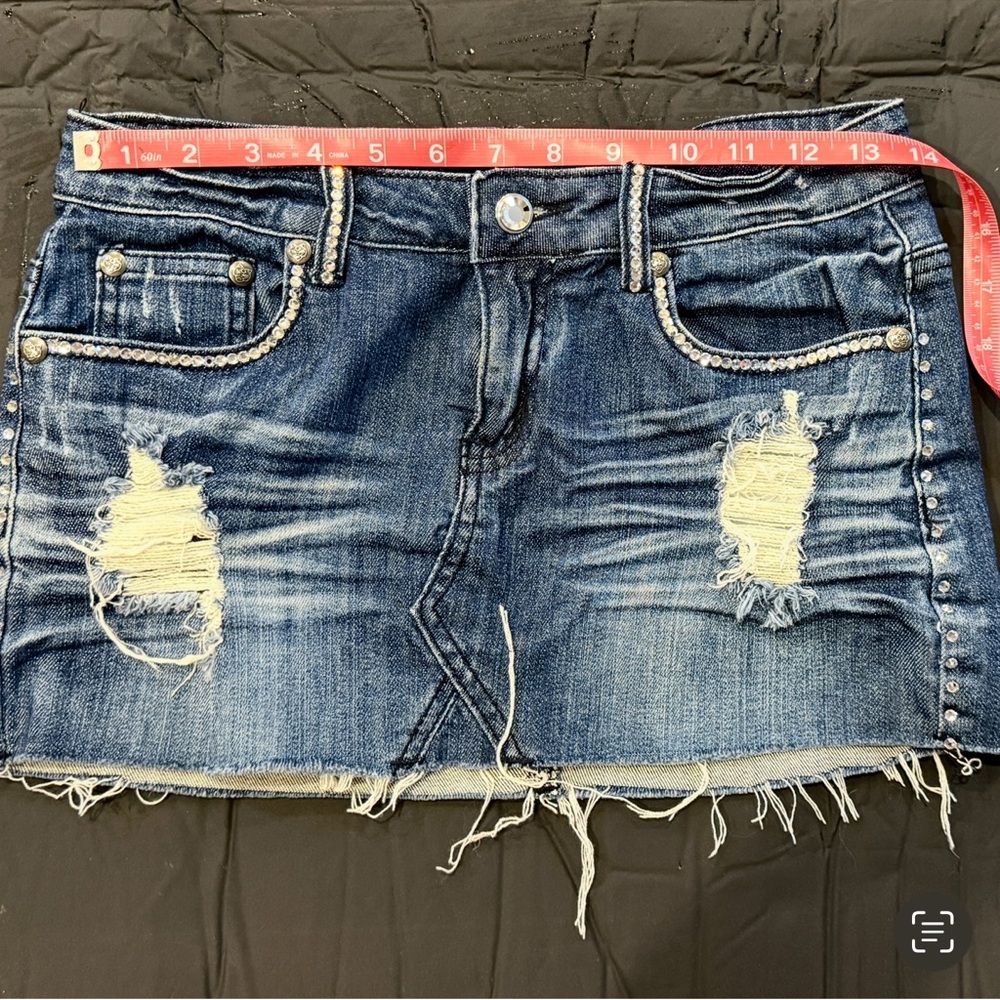 A7 Rhinestone Bling Denim Mini Skirt M Destroyed Ripped 7 For All Mankind - Picture 14 of 14